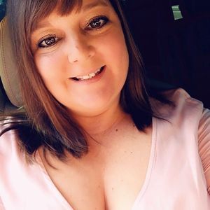 Meet your Posher, Lessie